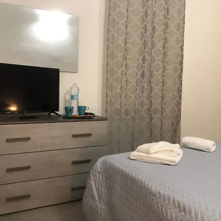 Attico Valente Guest house *